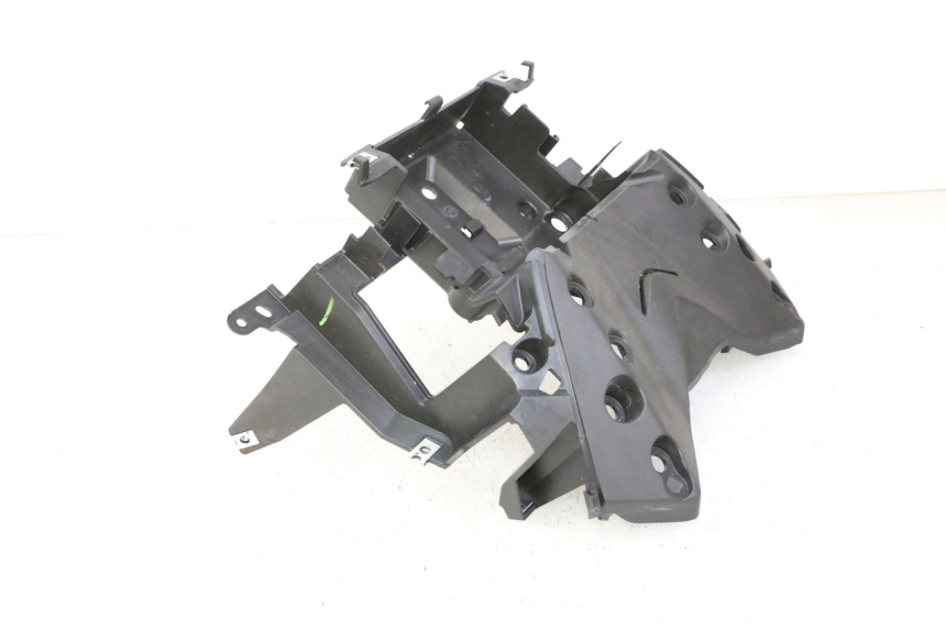 photo de BATTERY BOX YAMAHA XMAX X-MAX 125 (2021 - 2025) - Product overview