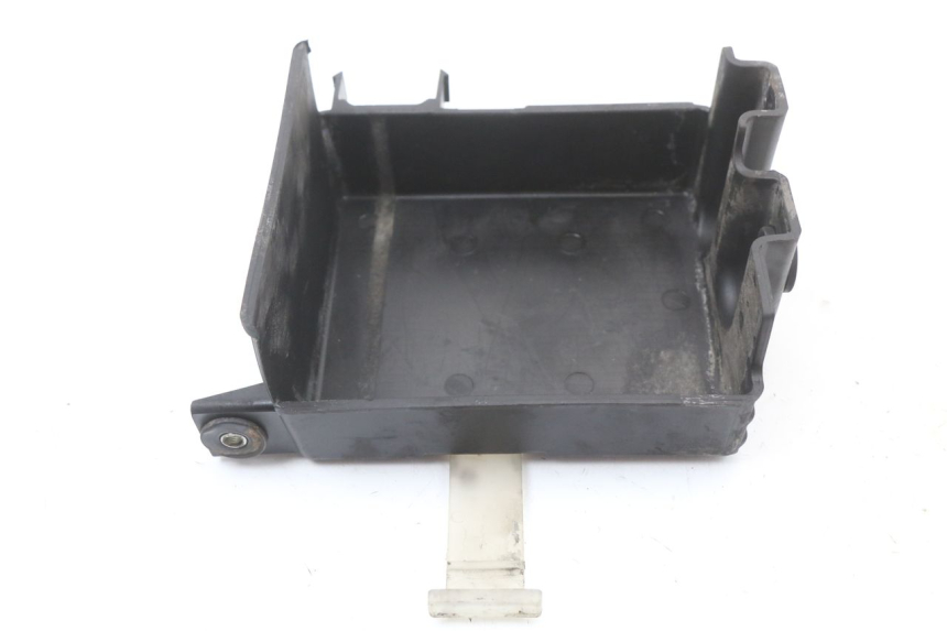 photo de BATTERY BOX YAMAHA XJ F 900 (1983 - 1994) - Zoom on usage condition