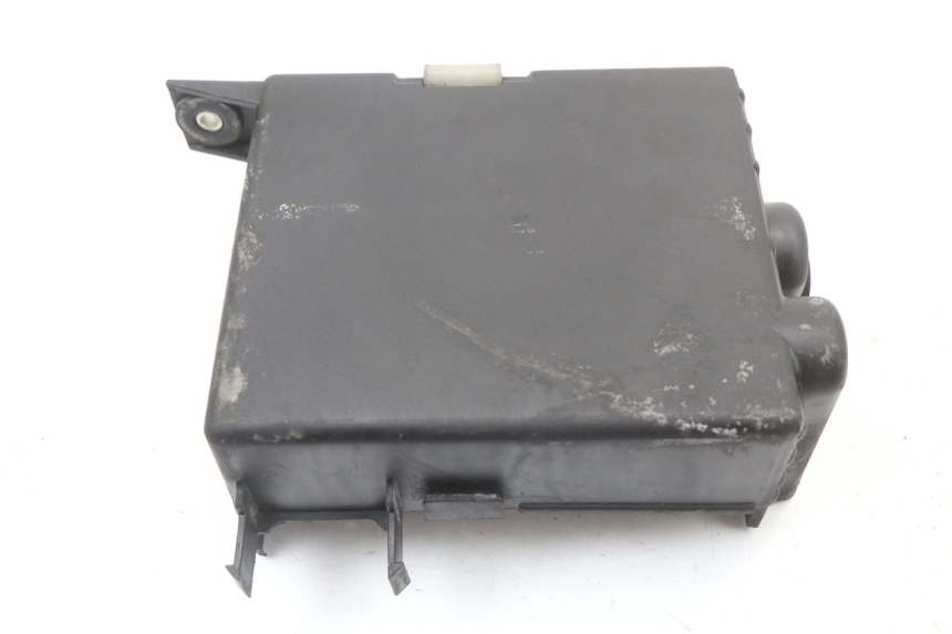 photo de BATTERY BOX YAMAHA XJ F 900 (1983 - 1994) - Alternative perspective