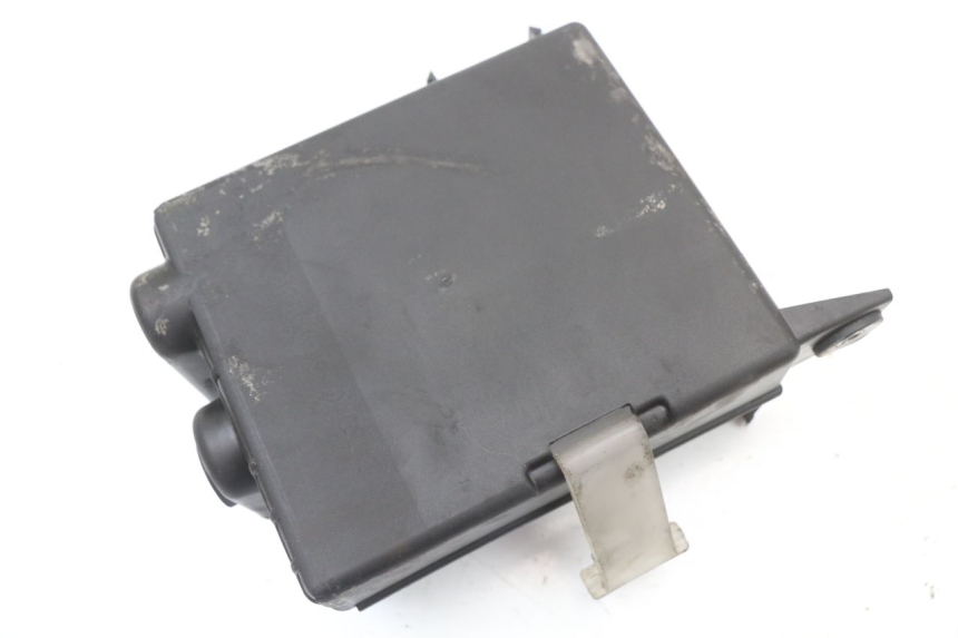 photo de BATTERY BOX YAMAHA XJ F 900 (1983 - 1994) - Technical close-up
