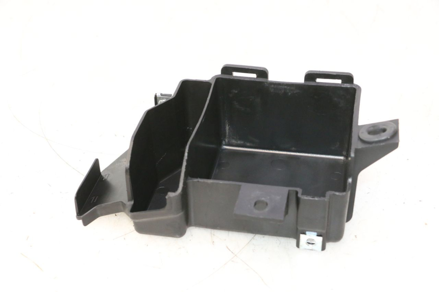photo de BATTERY BOX HONDA XLV VARADERO 125 (2007 - 2012) - Alternative perspective