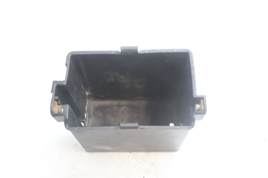 photo de BATTERY BOX YAMAHA XV VIRAGO 535 (1988 - 2004) - Component detail