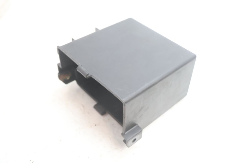 photo de BATTERY BOX YAMAHA XV VIRAGO 535 (1988 - 2004) - Zoom on usage condition