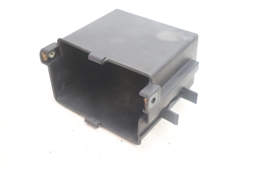 photo de BATTERY BOX YAMAHA XV VIRAGO 535 (1988 - 2004) - Alternative perspective