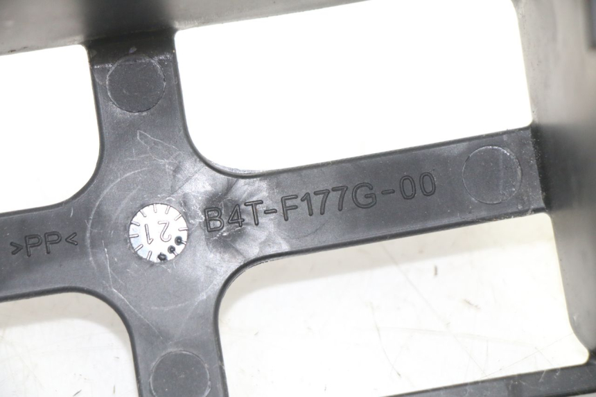 photo de BATTERY BOX YAMAHA TRACER 7 700 (2020 - 2024) - Technical close-up