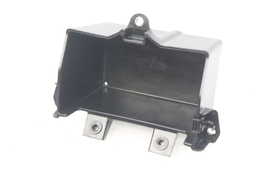 photo de BATTERY TRAY KAWASAKI Z 650 (2016 - 2019) - Zoom on usage condition