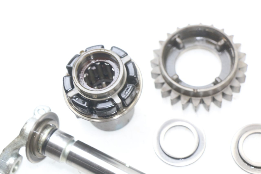 photo de ENGINE ROCKER ARM YAMAHA FJR ABS 1300 (2006 - 2012) - Alternative perspective