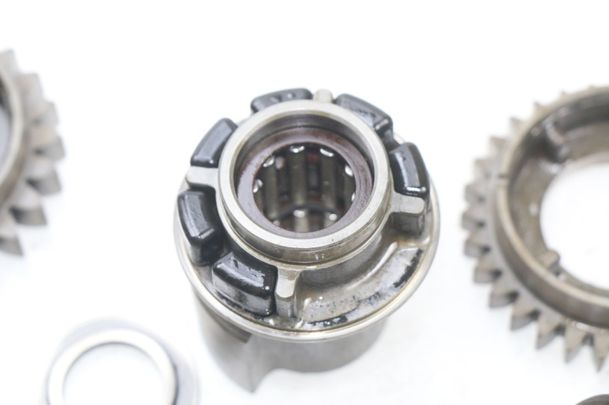 photo de ENGINE ROCKER ARM YAMAHA FJR ABS 1300 (2006 - 2012) - Technical close-up