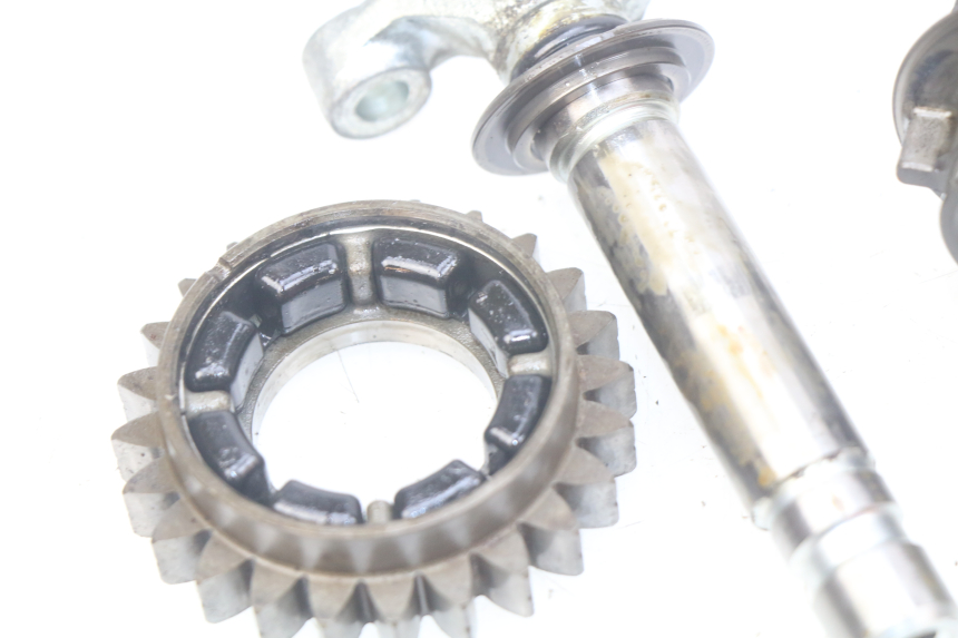 photo de ENGINE ROCKER ARM YAMAHA FJR ABS 1300 (2006 - 2012) - Alternative perspective