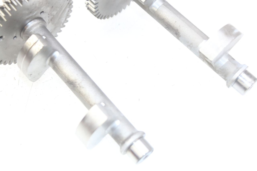 photo de ENGINE ROCKER ARM HONDA FJS SILVERWING SILVER WING 400 (2009 - 2016) - Zoom on usage condition