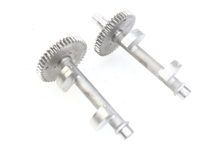 photo de ENGINE ROCKER ARM HONDA FJS SILVERWING SILVER WING 400 (2009 - 2016) - Technical close-up