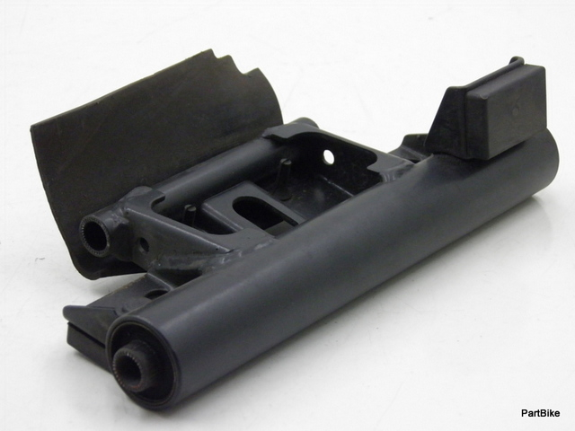 photo de ENGINE MOUNT SUZUKI BURGMAN 125 (2007 - 2014) - Main view