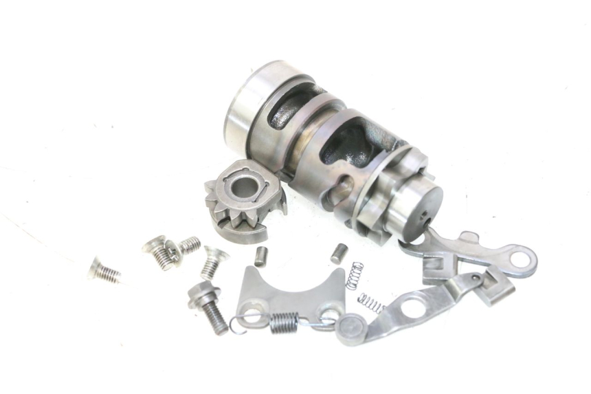 photo de DRUM SHAFT GEAR SUZUKI DR S 600 (1985 - 1989) - Component detail