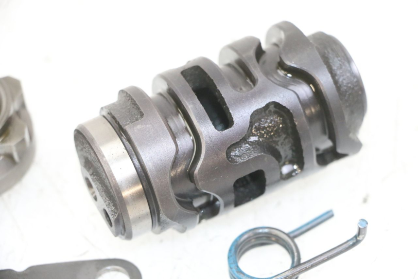 photo de DRUM SHAFT GEAR KAWASAKI KX F KXF 450 (2009 - 2011) - Zoom on usage condition