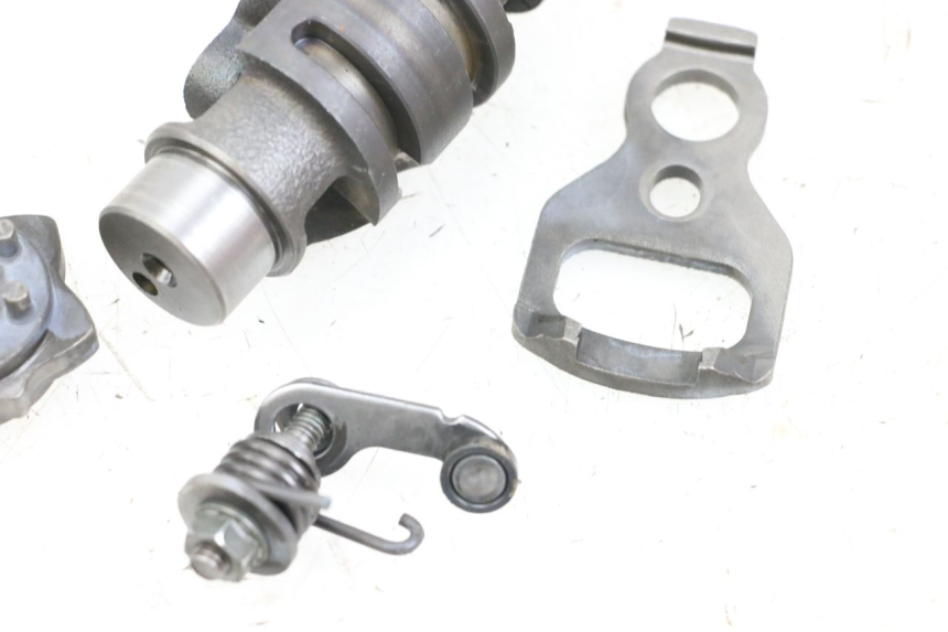 photo de DRUM SHAFT GEAR SUZUKI VL INTRUDER 125 (2004 - 2007) - Alternative perspective