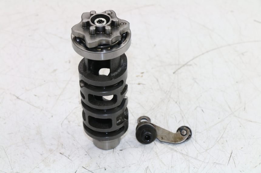 photo de DRUM SHAFT GEAR TRIUMPH STREET TRIPLE 675 (2007 - 2012) - Zoom on usage condition