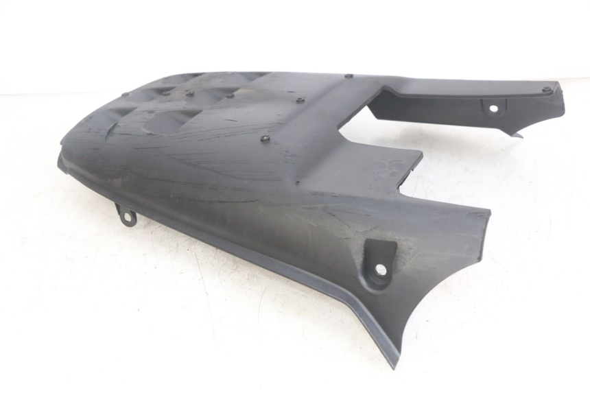 photo de LOWER PART OF THE BODY KYMCO AGILITY 16+ 4T 50 (2018 - 2023) - Alternative perspective