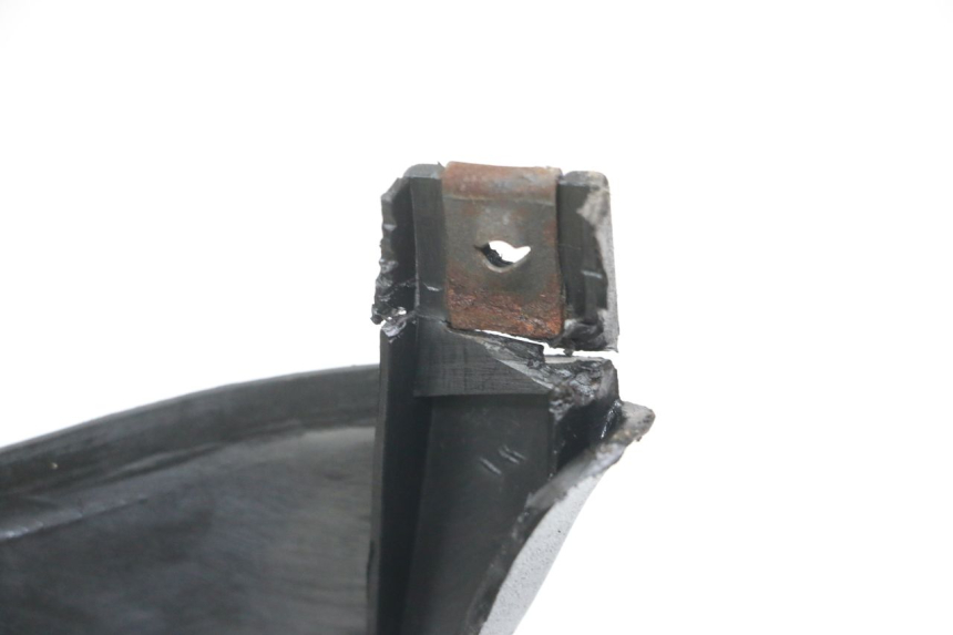 photo de LOWER FAIRING KYMCO AGILITY 4T 50 (2018 - 2022) - Zoom on usage condition