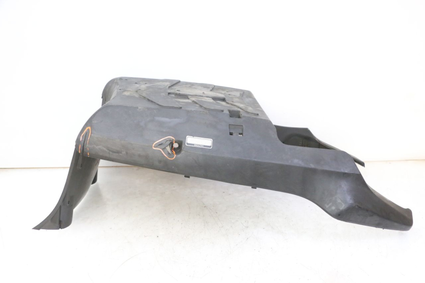 photo de LOWER PART OF THE BODY KYMCO AGILITY NAKED RENOUVO 2T 50 (2011 - 2018) - Focus on structure