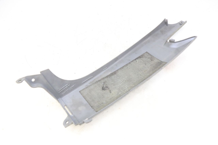 photo de RIGHT REAR LOWER FAIRING HONDA FES PANTHEON 2T 125 (1998 - 2002) - Component detail