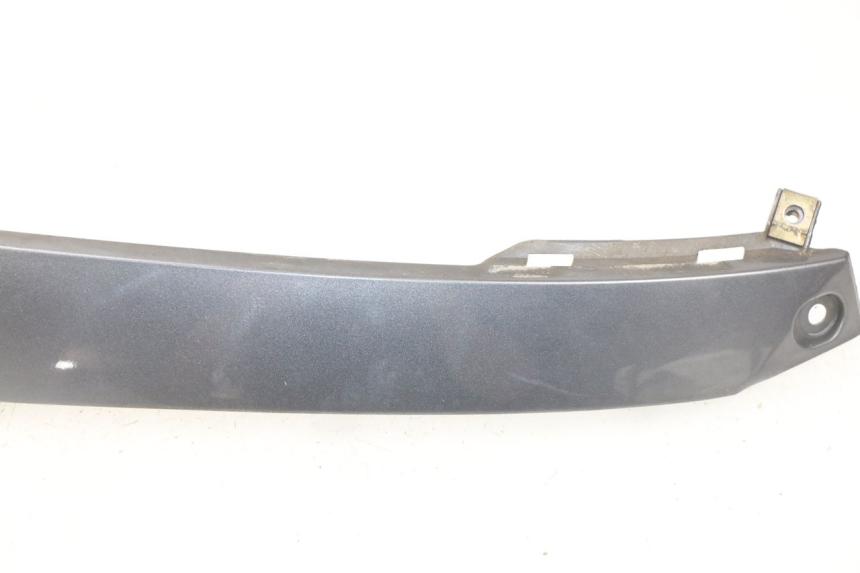 photo de REAR RIGHT BELLY PANEL KYMCO LIKE 4T 50 (2009 - 2018) - Surface and material condition