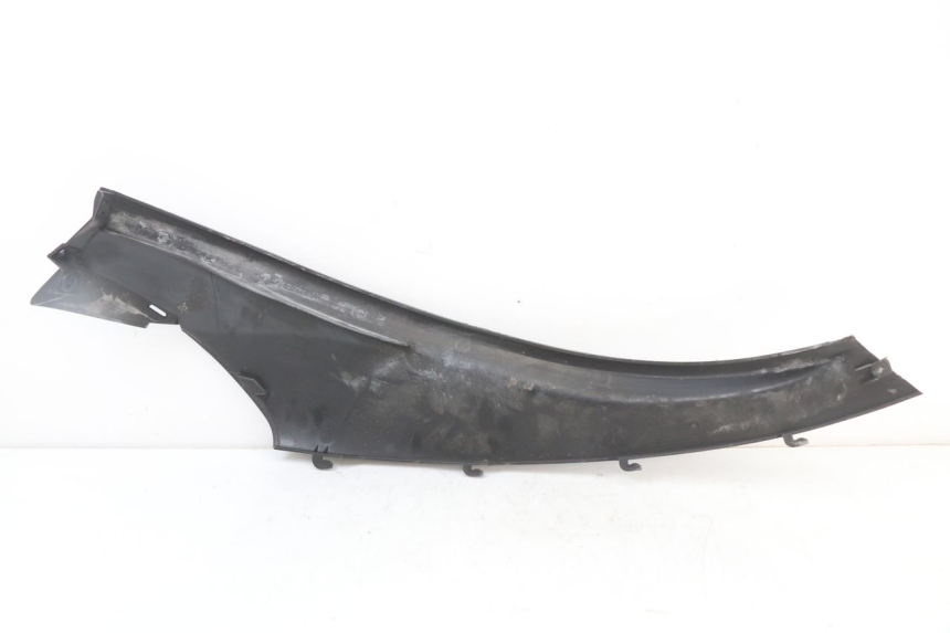 photo de REAR RIGHT BELLY PANEL PIAGGIO MP3 125 (2006 - 2014) - Technical close-up