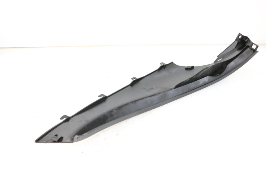 photo de RIGHT REAR LOWER FAIRING PIAGGIO MP3 500 (2011 - 2015) - Component detail