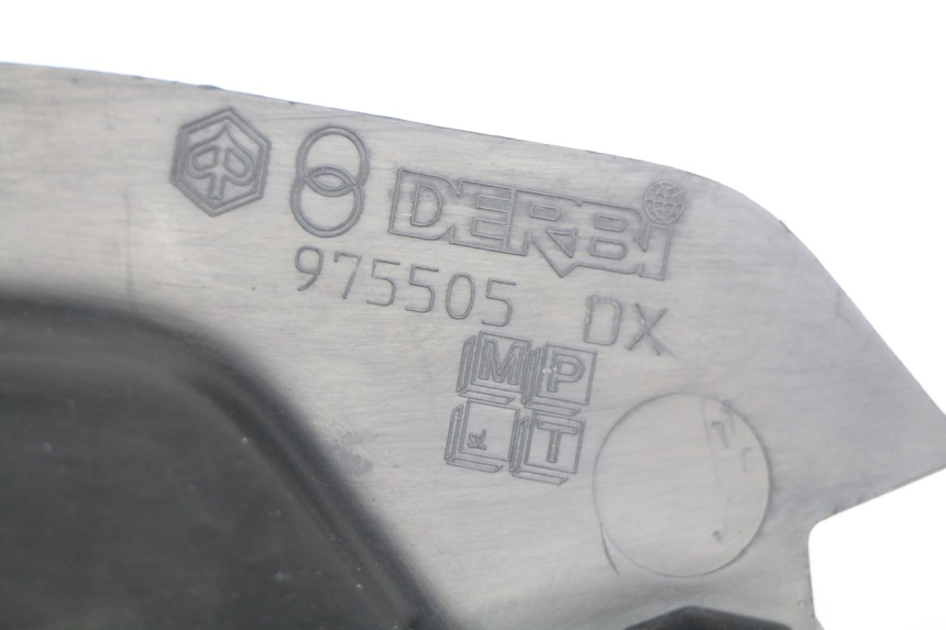 photo de RIGHT REAR LOWER FAIRING GILERA NEXUS 125 (2009 - 2013) - Component detail