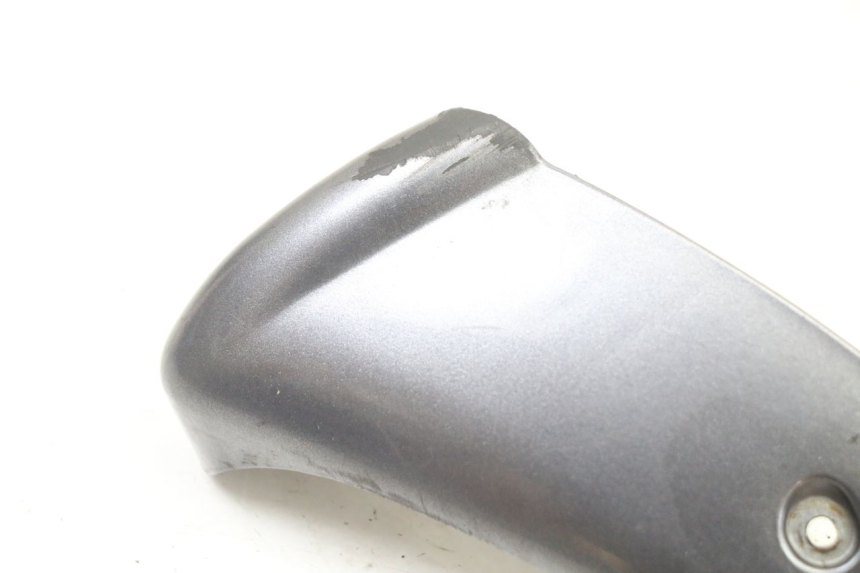 photo de RIGHT REAR LOWER FAIRING PIAGGIO VESPA GRANTURISMO 125 (2003 - 2007) - Component detail