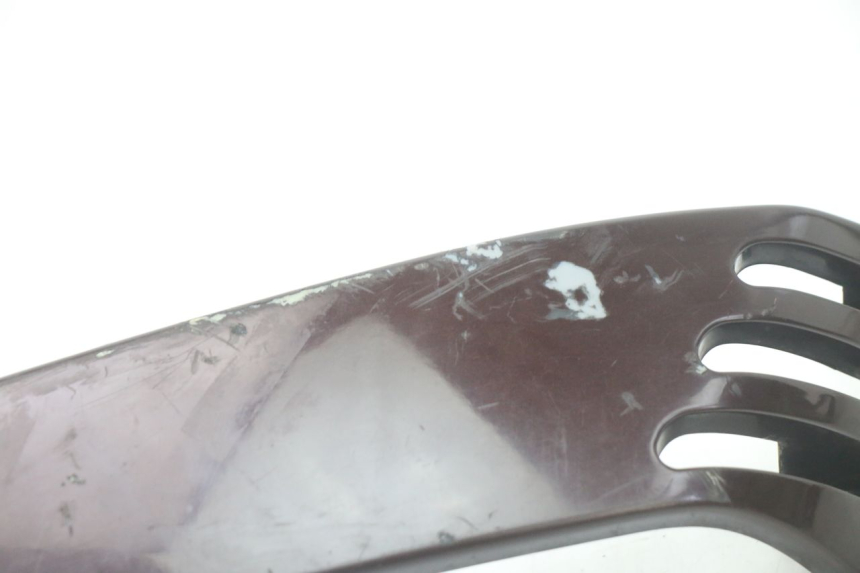 photo de REAR RIGHT BELLY PANEL PIAGGIO VESPA LX IE 125 (2010 - 2012) - Technical close-up