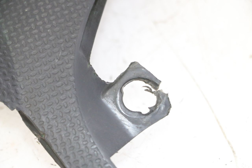 photo de REAR RIGHT BELLY PANEL GILERA RUNNER SP 50 (2009 - 2017) - Technical close-up