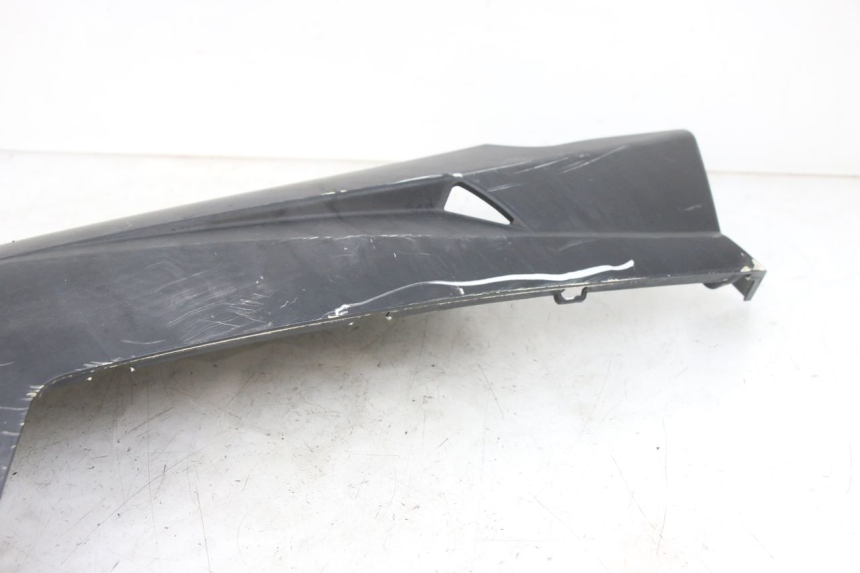 photo de RIGHT REAR LOWER FAIRING PEUGEOT SPEEDFIGHT 4 4T 50 (2015 - 2020) - Fixing points details