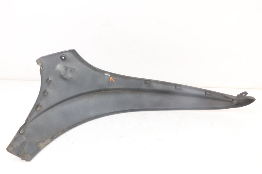 photo de REAR RIGHT BELLY PANEL KYMCO SUPER 8 4T 50 (2018 - 2020) - Alternative perspective