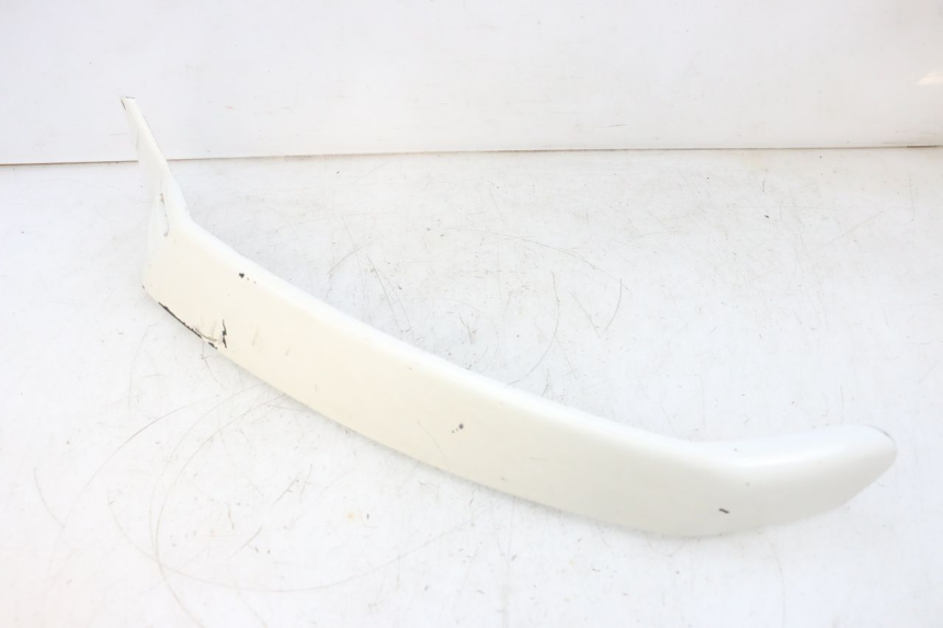 photo de REAR RIGHT BELLY PANEL PIAGGIO VESPA GTS SUPER IE 125 (2009 - 2016) - Surface and material condition
