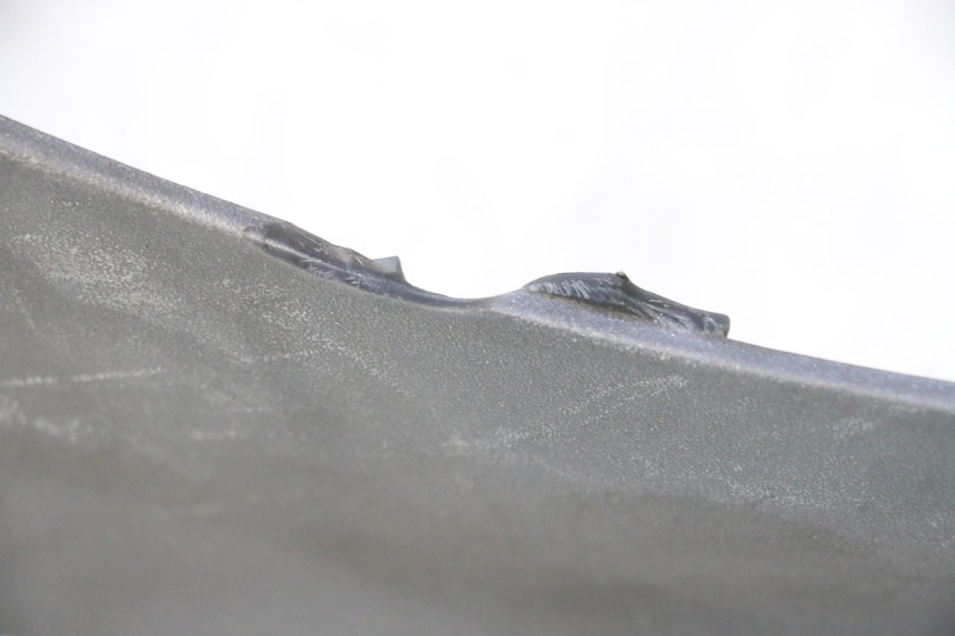 photo de REAR RIGHT BELLY PANEL PIAGGIO X9 AMALFI 180 (2000 - 2003) - Technical close-up