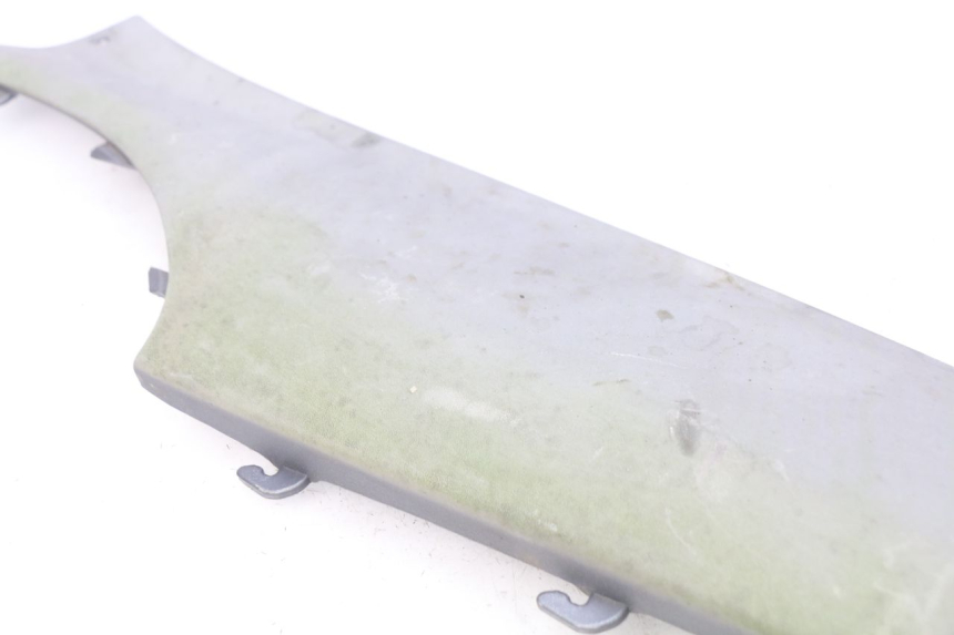 photo de RIGHT REAR LOWER FAIRING PIAGGIO X9 EVOLUTION 125 (2003 - 2007) - Zoom on usage condition