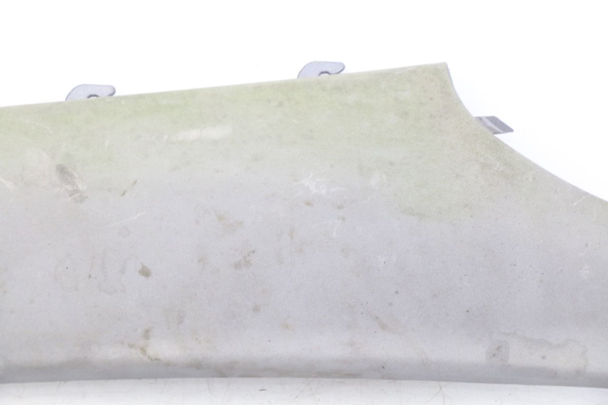 photo de RIGHT REAR LOWER FAIRING PIAGGIO X9 EVOLUTION 125 (2003 - 2007) - Fixing points details