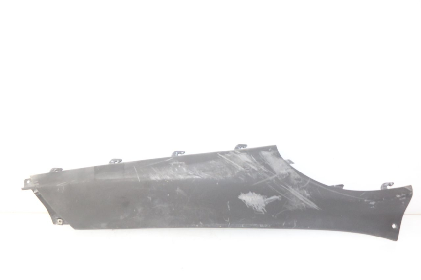 photo de RIGHT REAR LOWER FAIRING PIAGGIO X9 EVOLUTION 125 (2003 - 2007) - Main view