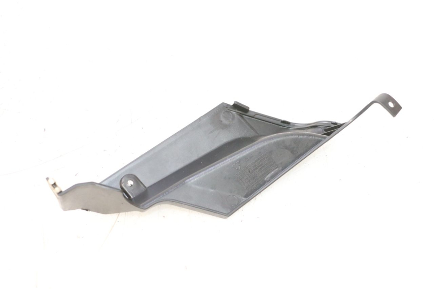 photo de REAR LEFT BELLY PANEL KEEWAY F-ACT FACT EVO 50 (2020 - 2026) - Technical close-up