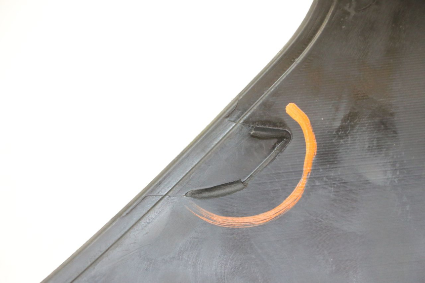 photo de REAR LEFT BELLY PANEL PIAGGIO MP3 LT 300 (2010 - 2016) - Alternative perspective