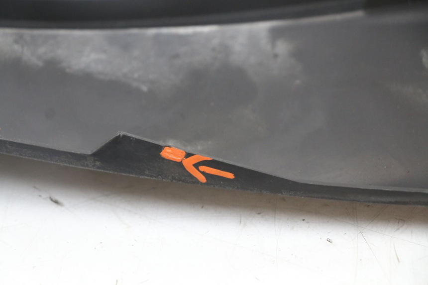 photo de REAR LEFT BELLY PANEL PIAGGIO MP3 125 (2006 - 2014) - Checked used part