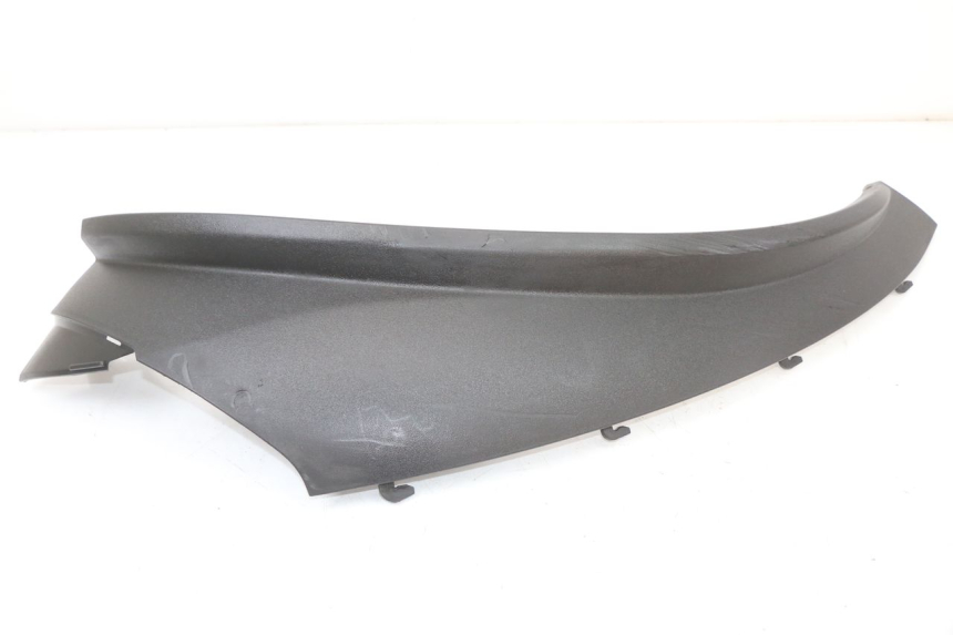 photo de REAR LEFT BELLY PANEL PIAGGIO MP3 125 (2006 - 2014) - Main view