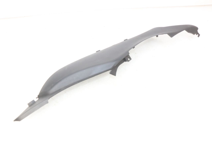 photo de LEFT REAR LOWER BODY PANEL GILERA NEXUS 125 (2009 - 2013) - Fixing points details