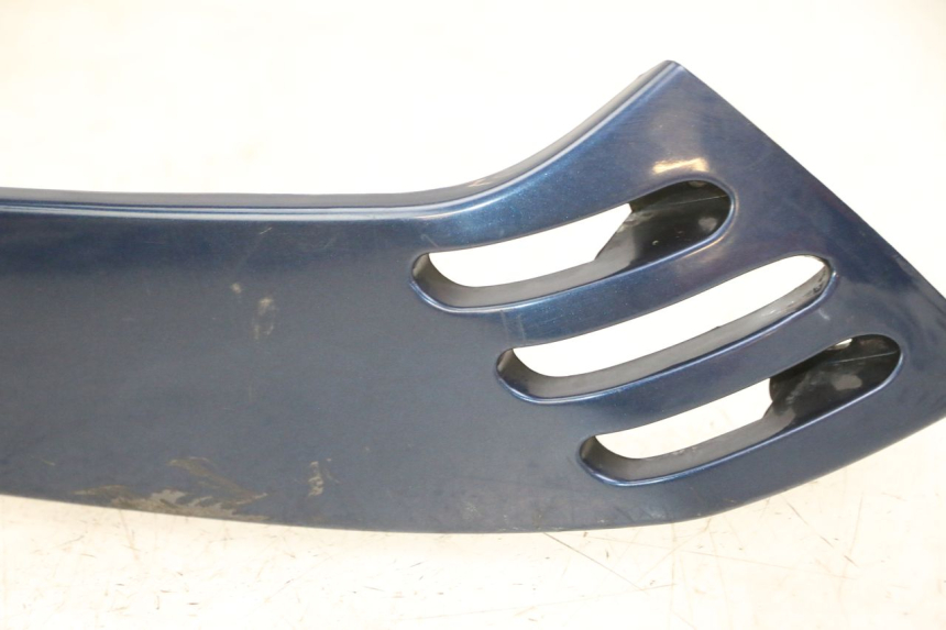 photo de REAR LEFT BELLY PANEL PIAGGIO VESPA LX 150 (2005 - 2013) - Surface and material condition
