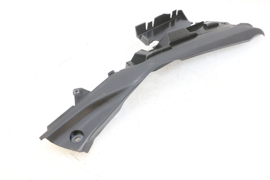 photo de REAR LEFT BELLY PANEL YAMAHA TRICITY 300 (2020 - 2024) - Product overview