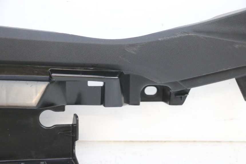 photo de REAR LEFT BELLY PANEL YAMAHA TRICITY 300 (2020 - 2024) - Checked used part