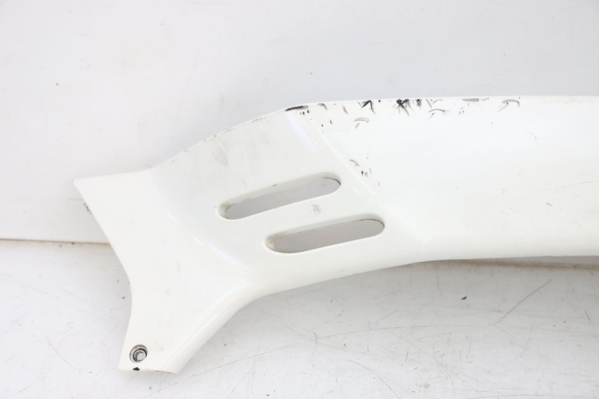 photo de REAR LEFT BELLY PANEL PIAGGIO VESPA GTS SUPER IE 125 (2009 - 2016) - Supplementary product photo