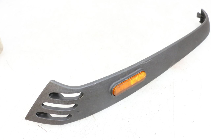 photo de LEFT REAR LOWER BODY PANEL PIAGGIO VESPA LX 2T 50 (2005 - 2013) - Main view