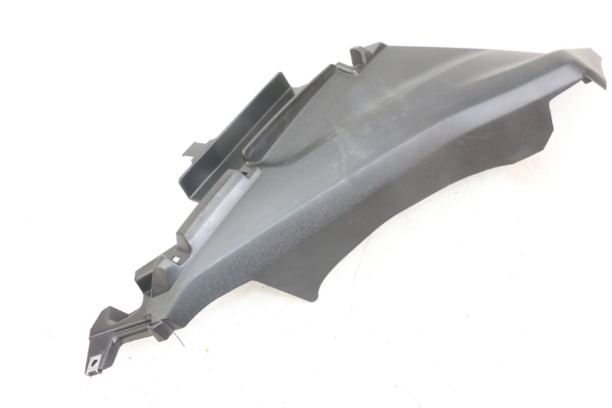 photo de LEFT REAR LOWER BODY PANEL YAMAHA XMAX X-MAX ABS 125 (2017 - 2020) - Component detail