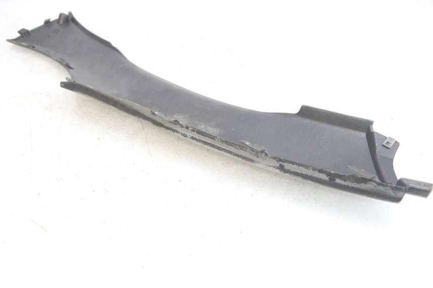 photo de LEFT REAR LOWER BODY PANEL PIAGGIO X9 125 (2000 - 2003) - Component detail